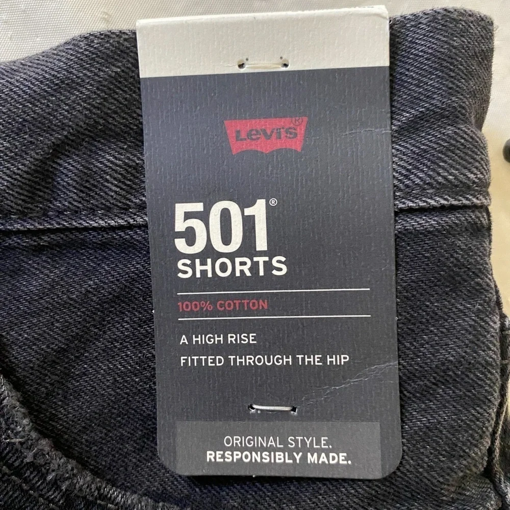 NWT Levi’s 501 Originals 29